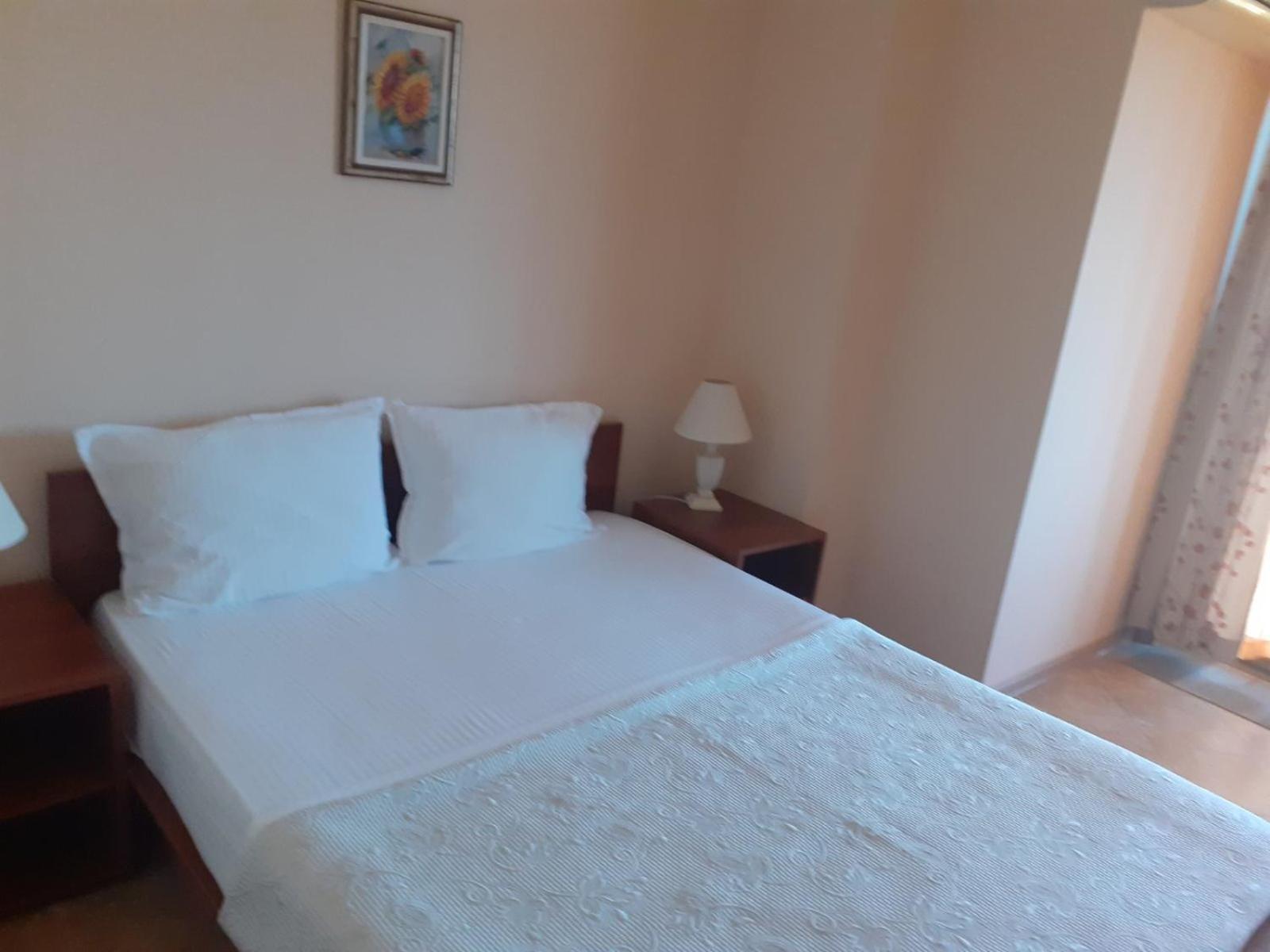 Family Hotel Emilia Sozopol Exterior photo